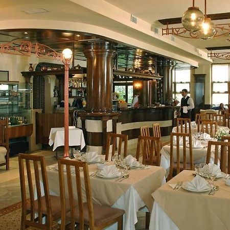 Hotel Irisa Bükreş Dış mekan fotoğraf